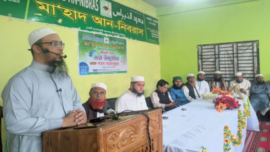 বাবা-মায়ের প্রতি শায়খ আহমাদুল্লাহর তিন অনুরোধ